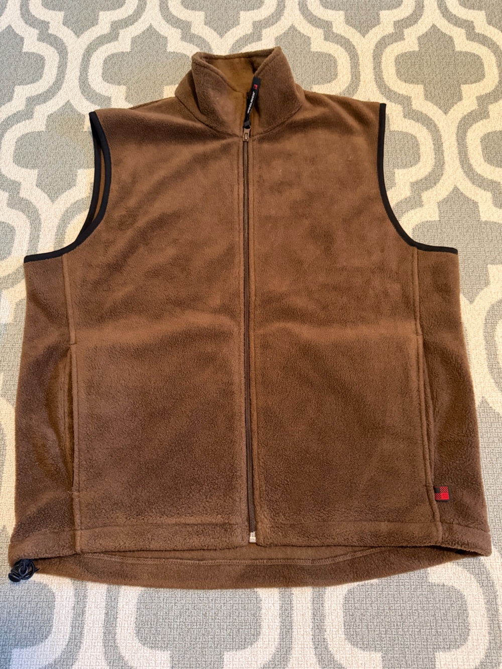 Woolrich Men’s Medium Brown Soft Fleece Sleeveless Full Zip Vest with pockets